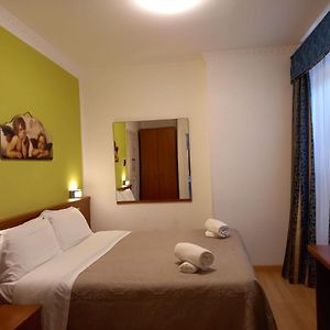 Kamer met een King Size Bed